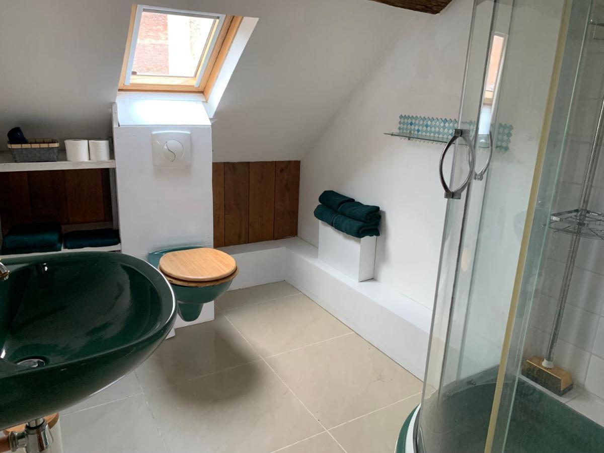 Le Nid Perche Bed and Breakfast Saint-Sauveur-en-Puisaye Exteriör bild
