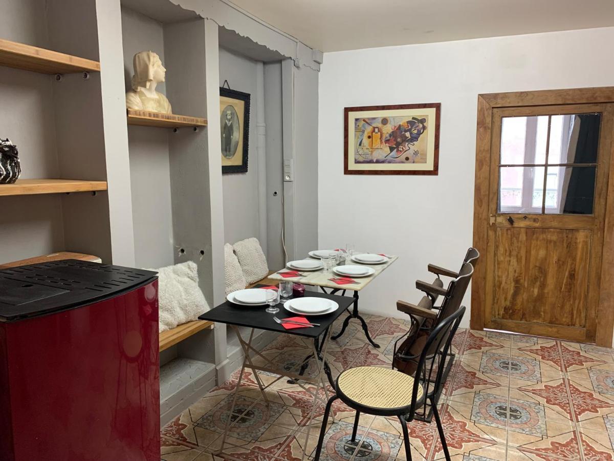 Le Nid Perche Bed and Breakfast Saint-Sauveur-en-Puisaye Exteriör bild